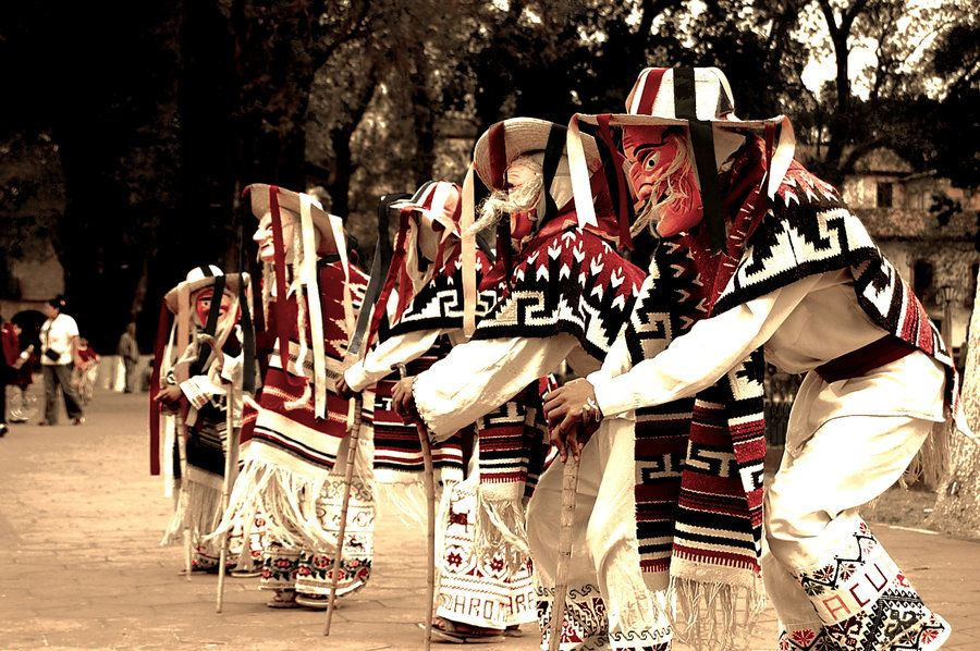 La Danza de los Viejitos